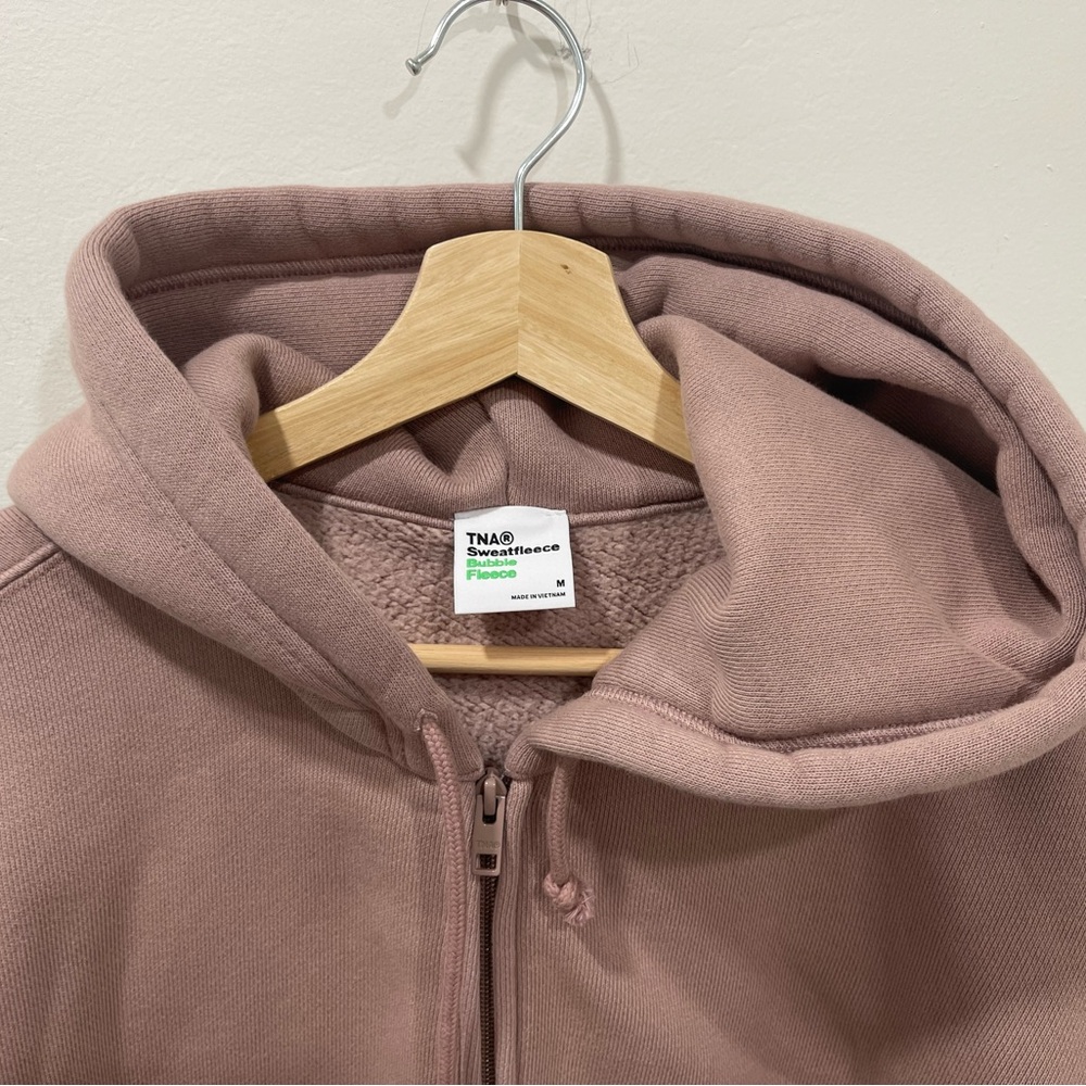 NWT Aritzia TNA Bubble Fleece Boyfriend Zip Hoodie Mauve Sz Medium - Picture 4 of 9